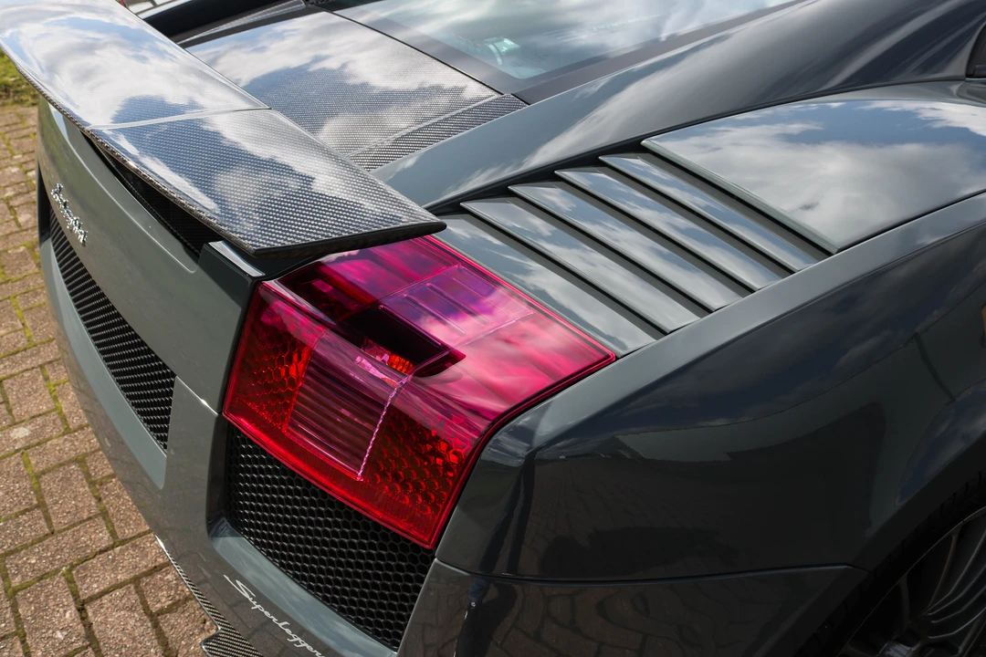 2014 Lamborghini Gallardo - Image 19 of 31