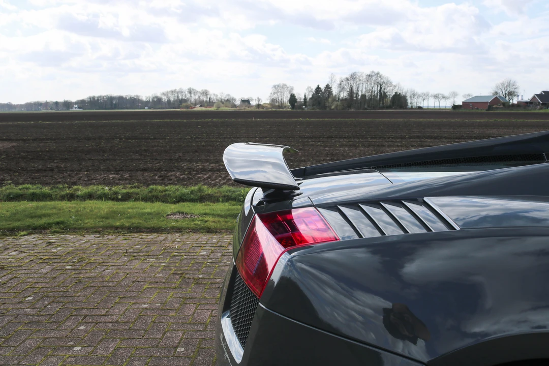 2014 Lamborghini Gallardo - Image 26 of 31