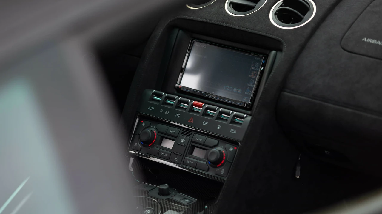 2008 Lamborghini Gallardo Superleggera - Image 16 of 31