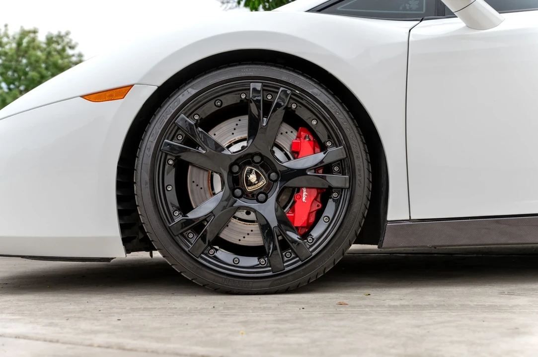 2008 Lamborghini Gallardo - Image 11 of 12