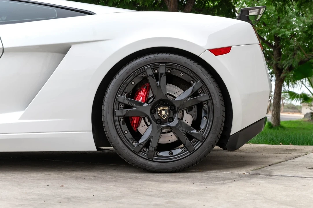 2008 Lamborghini Gallardo - Image 10 of 12