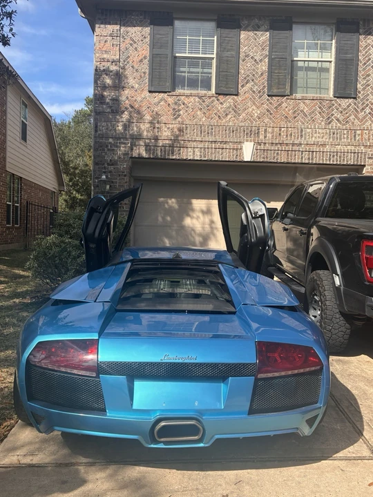 2008 Lamborghini Murcielago - Image 11 of 21