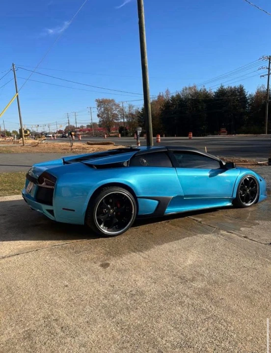 2008 Lamborghini Murcielago - Image 9 of 21