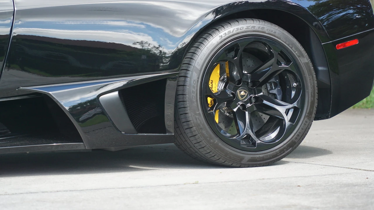 2008 Lamborghini Murcielago LP640 - Image 8 of 15