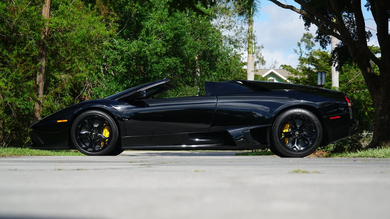 2008 Lamborghini Murcielago LP640 - Image 11 of 15