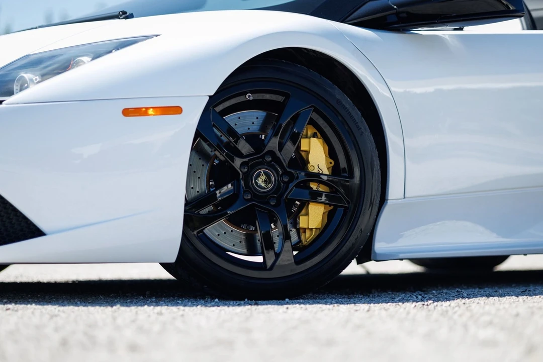 2008 Lamborghini Murcielago LP640 - Image 23 of 31