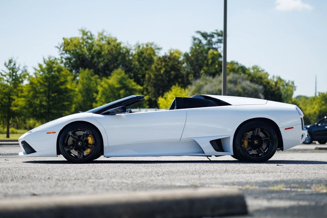 2008 Lamborghini Murcielago LP640 - Image 11 of 31