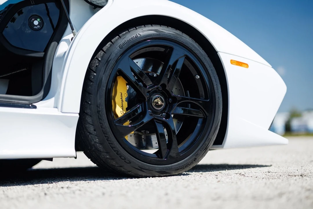 2008 Lamborghini Murcielago LP640 - Image 29 of 31
