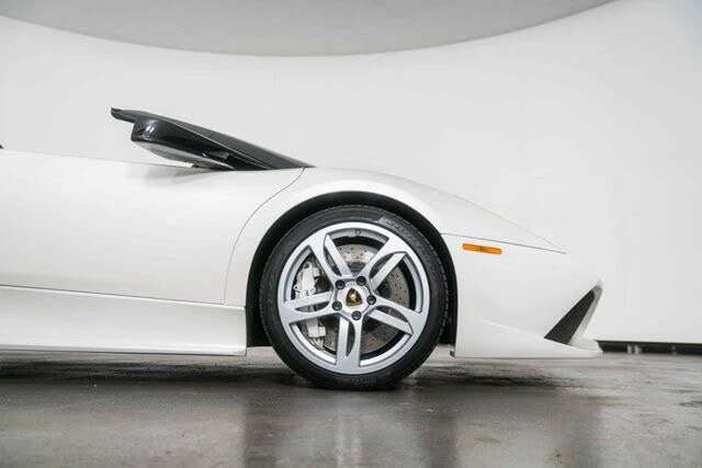 2008 Lamborghini Murcielago LP640 - Image 10 of 31