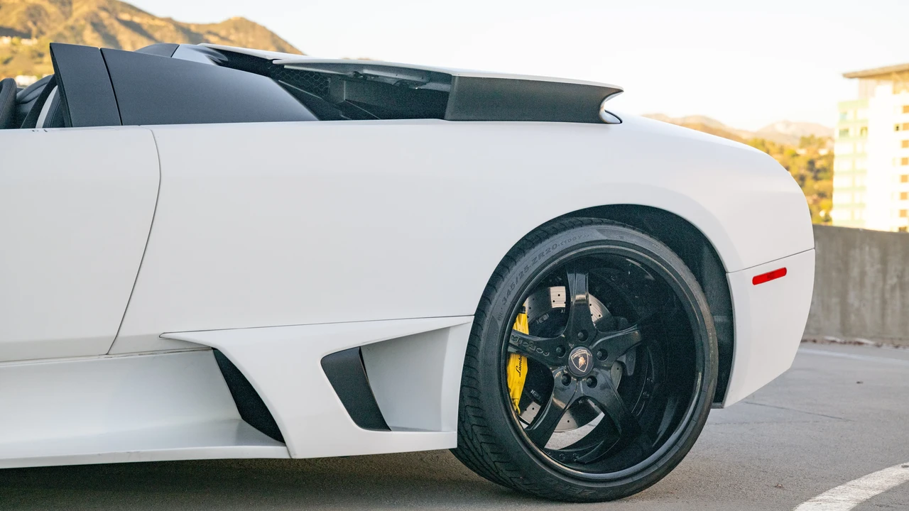 2008 Lamborghini Murcielago LP640 - Image 11 of 31