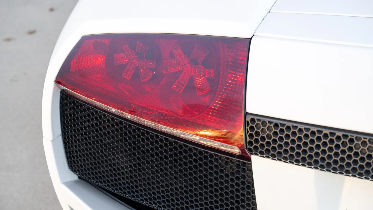 2008 Lamborghini Murcielago LP640 - Image 19 of 31