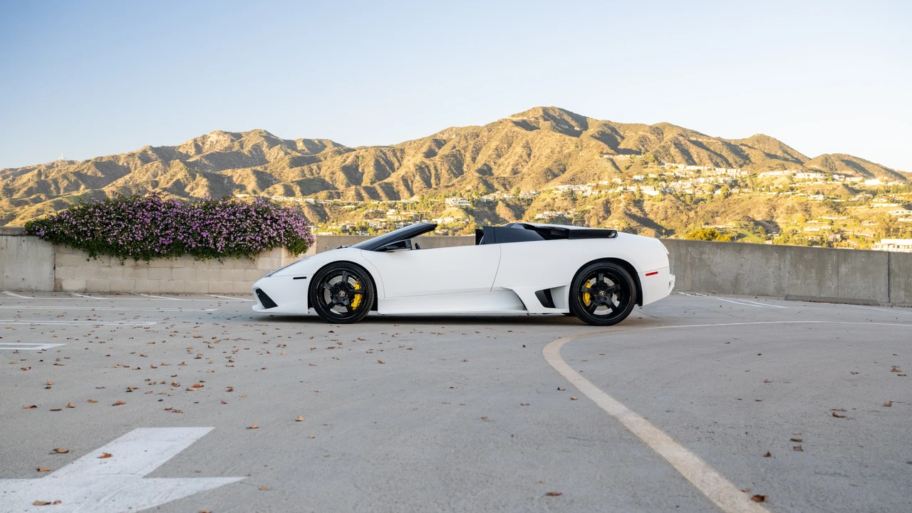 2008 Lamborghini Murcielago LP640 - Image 8 of 31