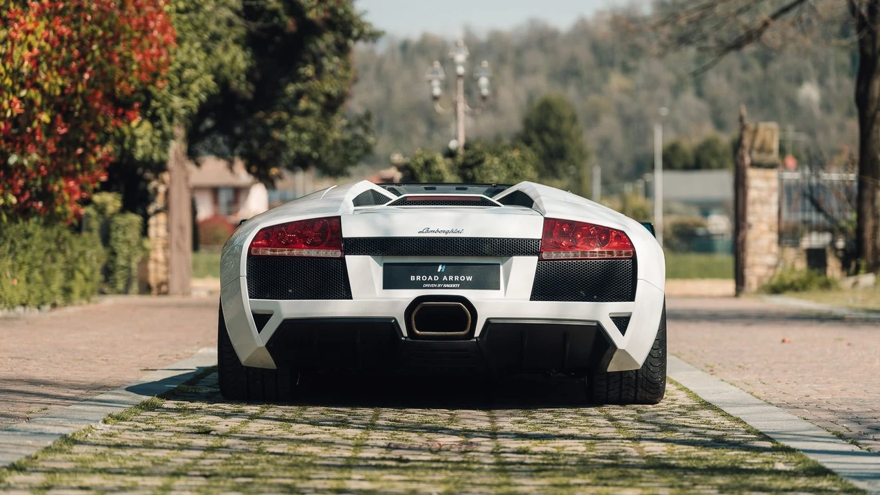 2008 Lamborghini Murcielago LP640 - Image 16 of 31
