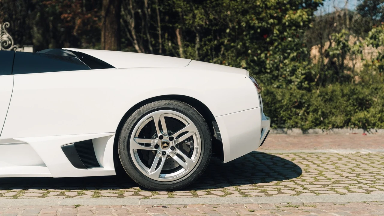 2008 Lamborghini Murcielago LP640 - Image 19 of 31