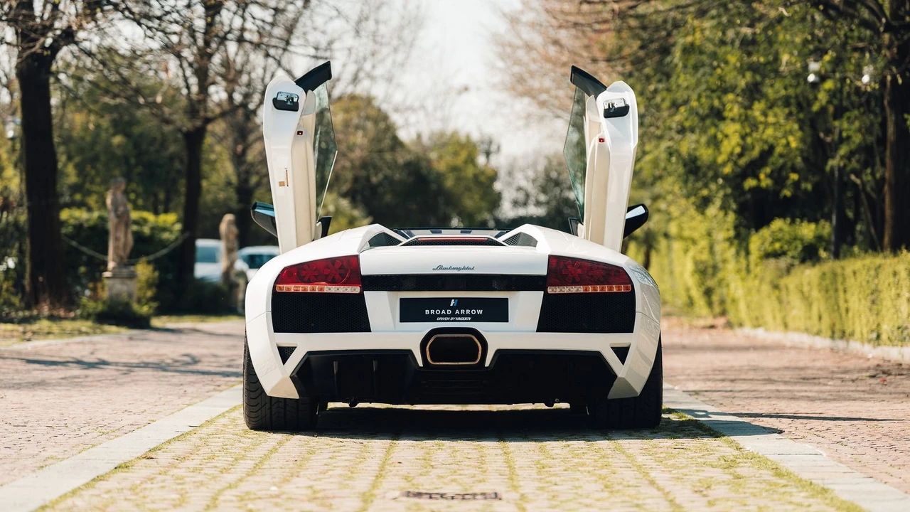 2008 Lamborghini Murcielago LP640 - Image 15 of 31