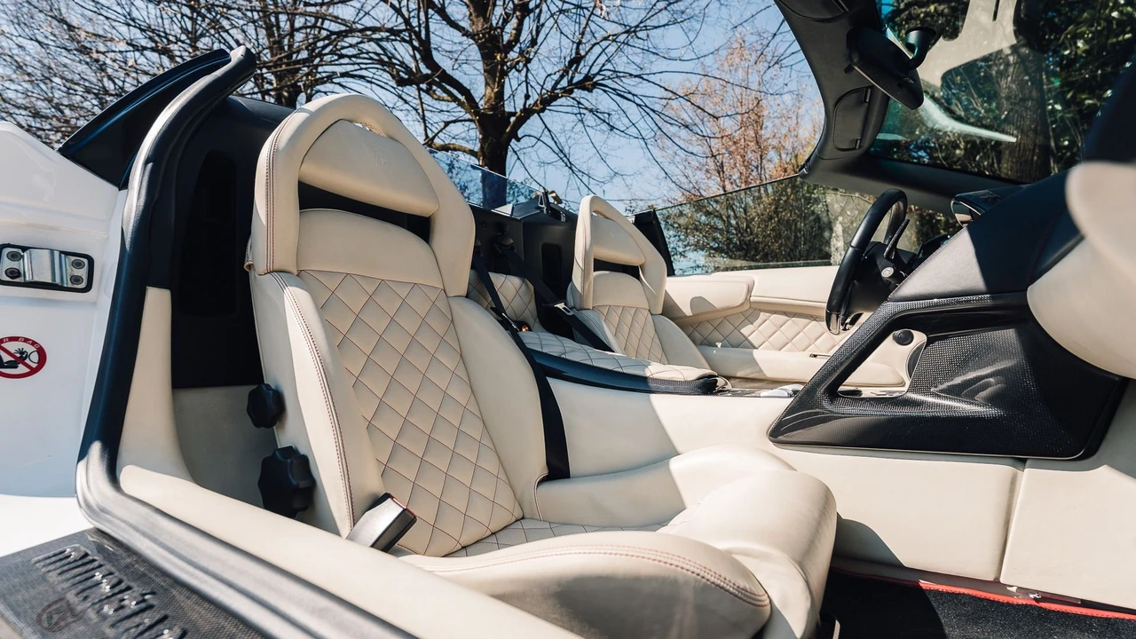 2008 Lamborghini Murcielago LP640 - Image 10 of 31