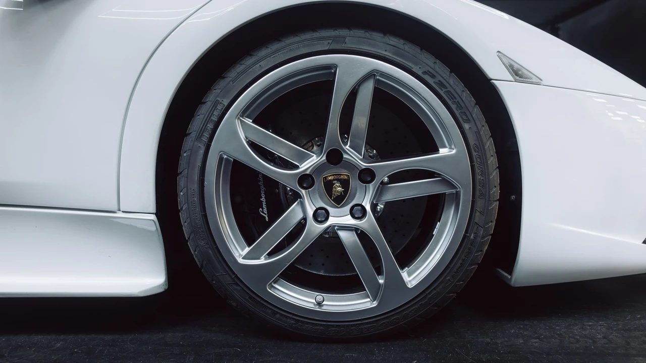 2008 Lamborghini Murcielago LP640 - Image 30 of 31