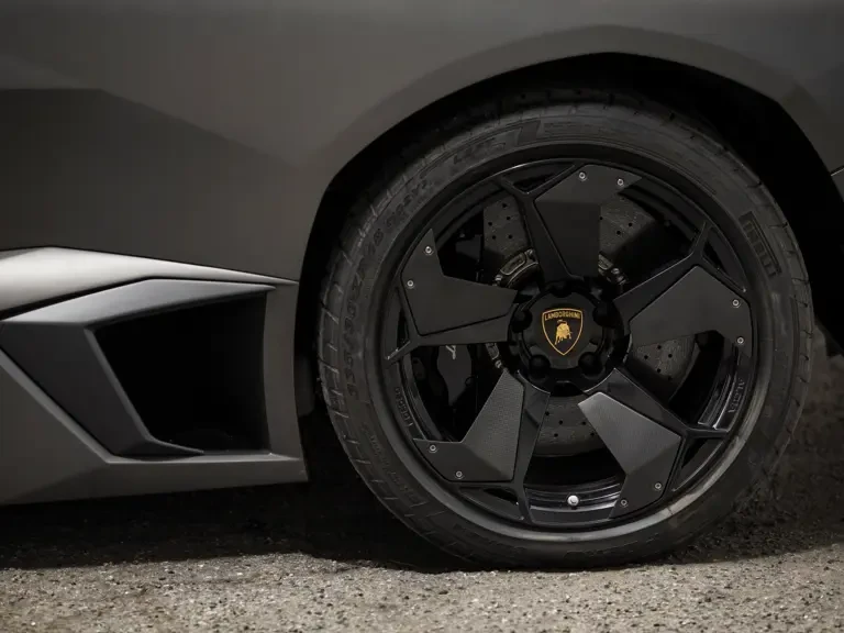 2008 Lamborghini Reventon - Image 27 of 31