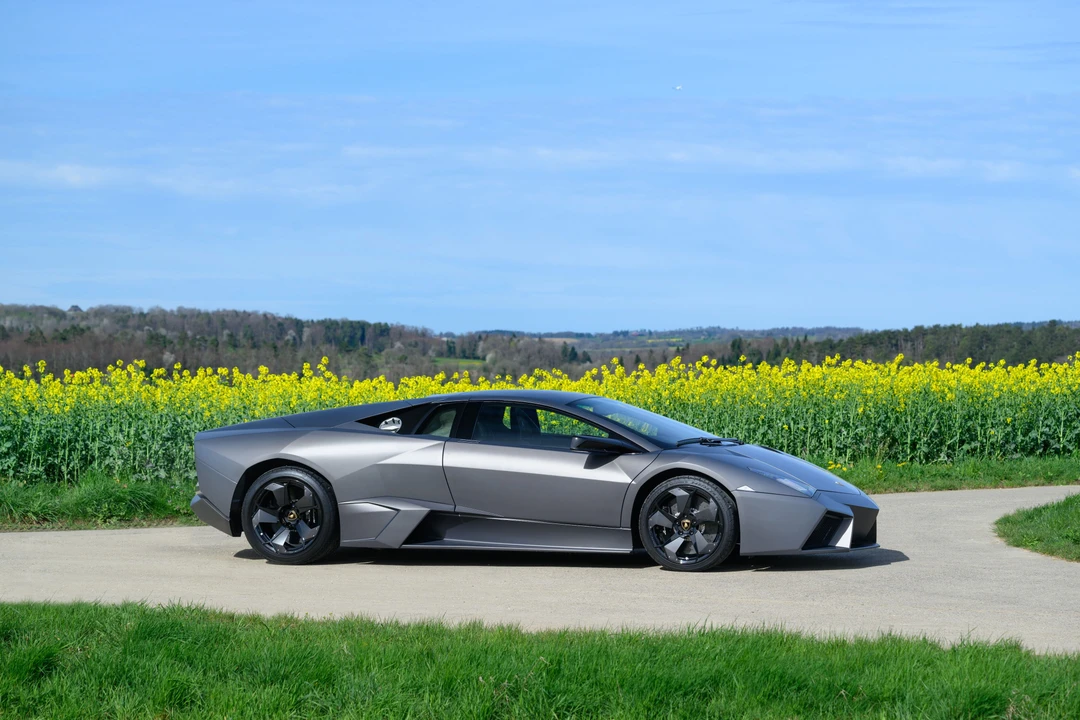 2008 Lamborghini Reventon - Image 2 of 31