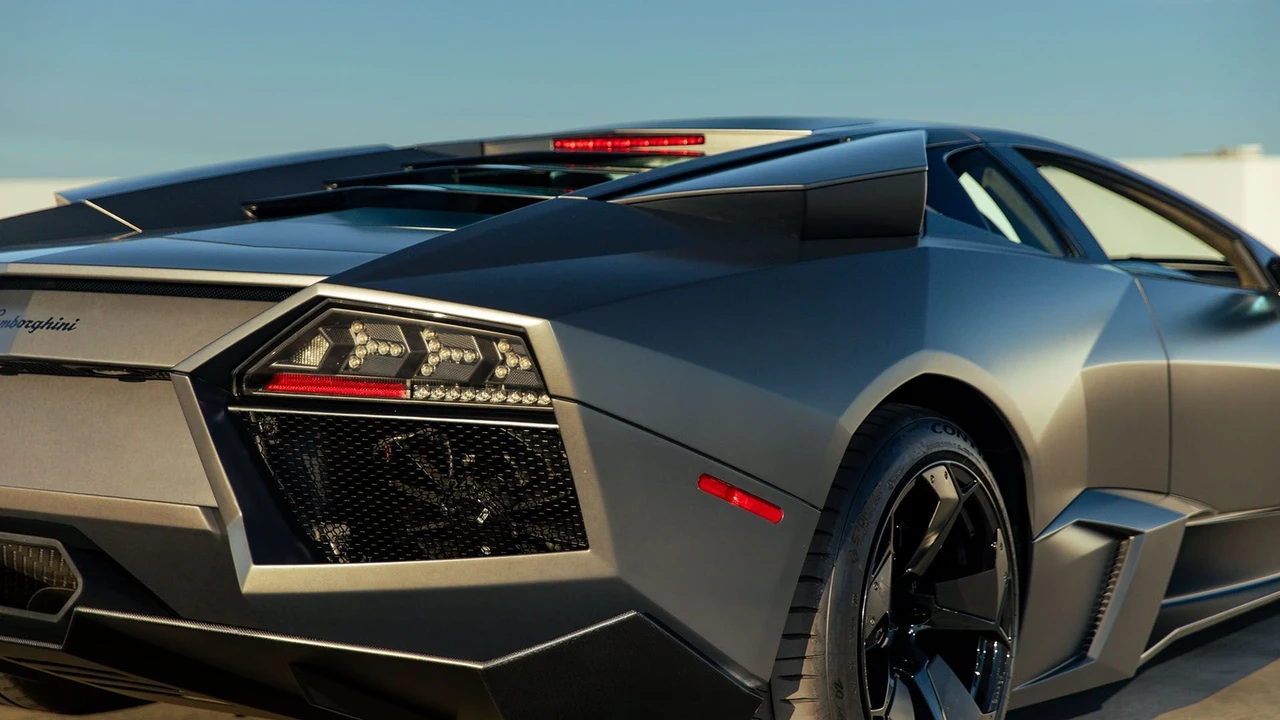 2008 Lamborghini Reventon - Image 9 of 31