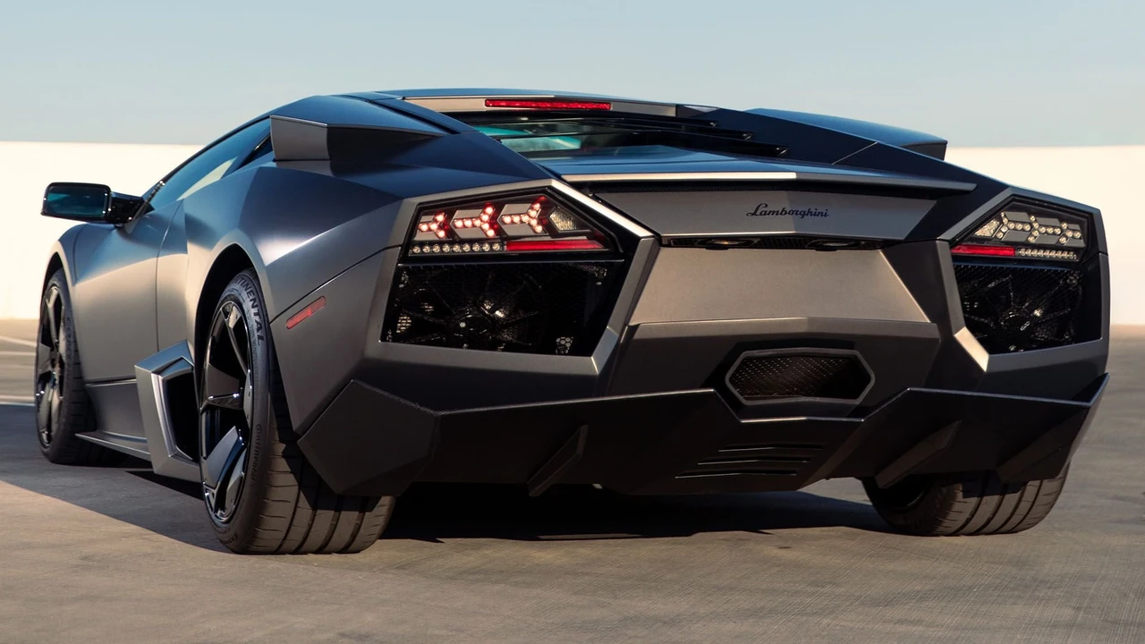 2008 Lamborghini Reventon - Image 8 of 31