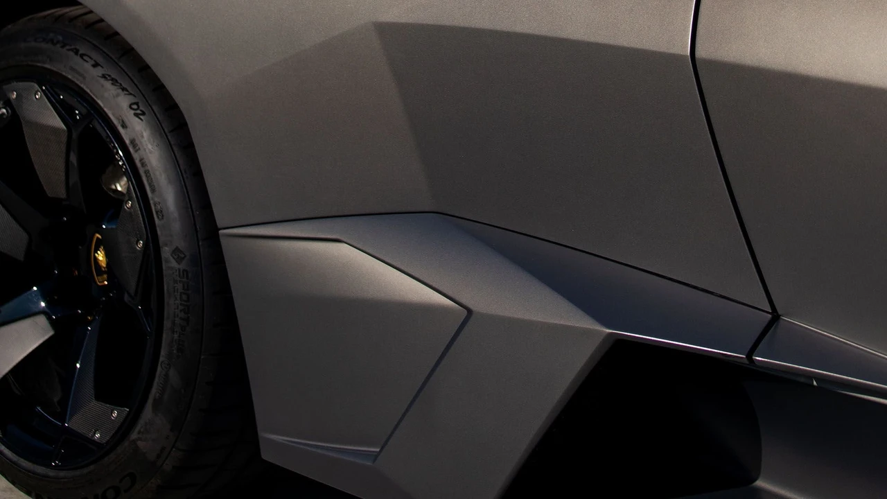 2008 Lamborghini Reventon - Image 13 of 31