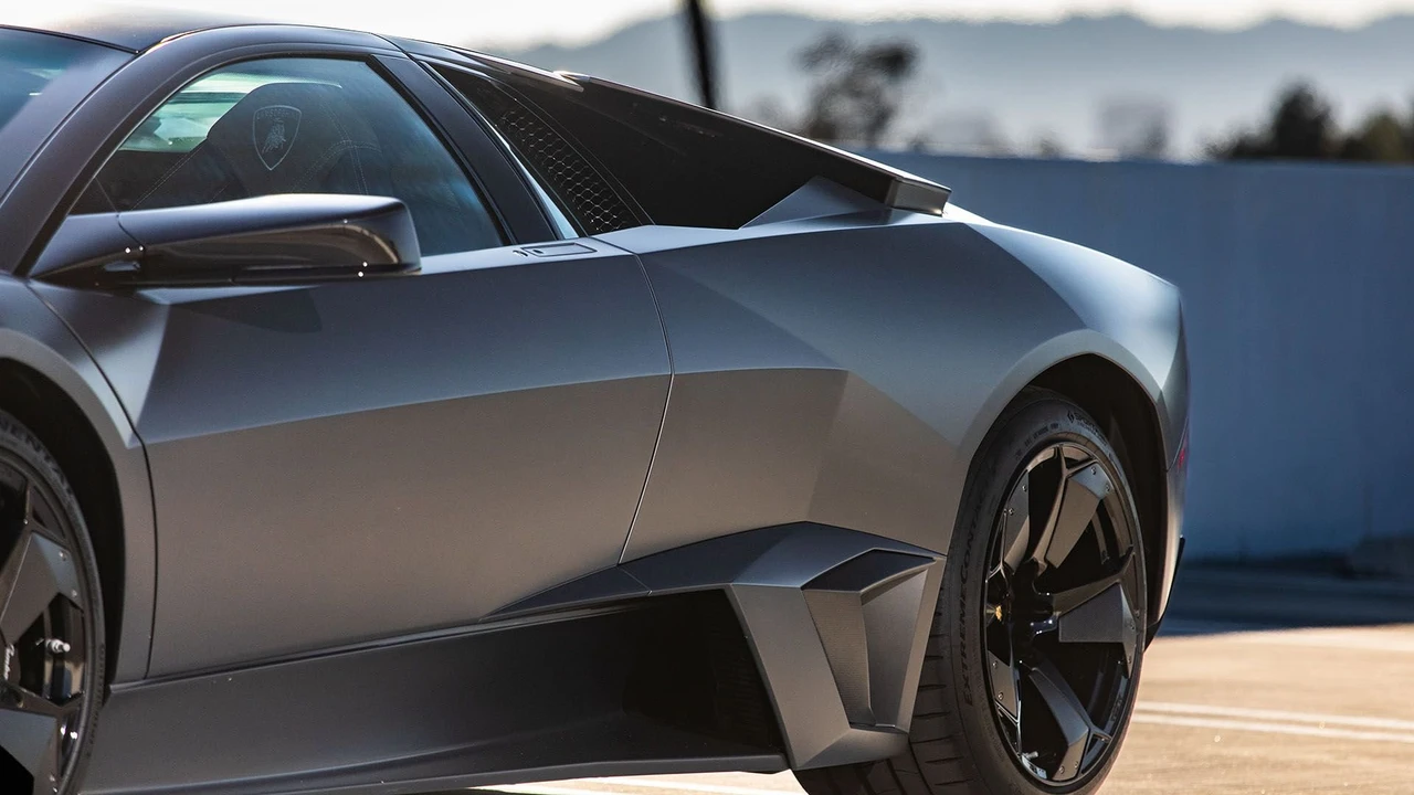 2008 Lamborghini Reventon - Image 16 of 31