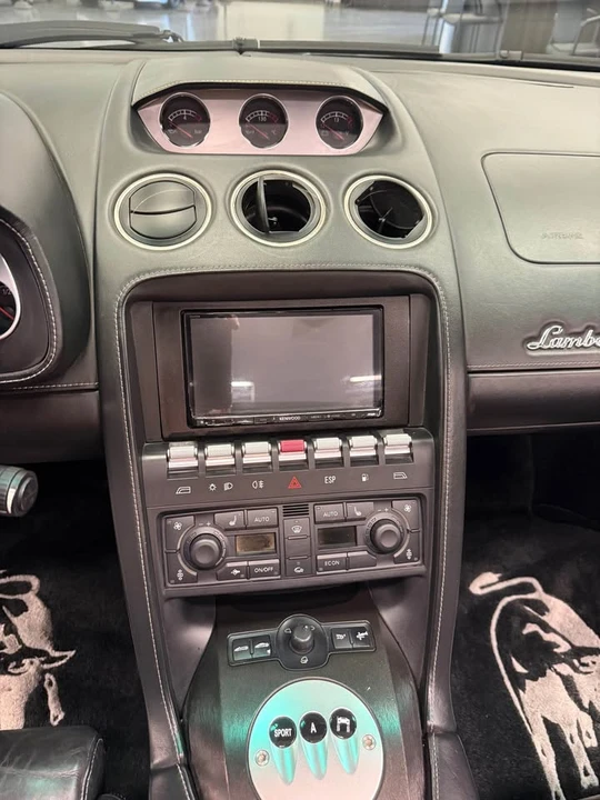 2008 Lamborghini Gallardo - Image 10 of 19