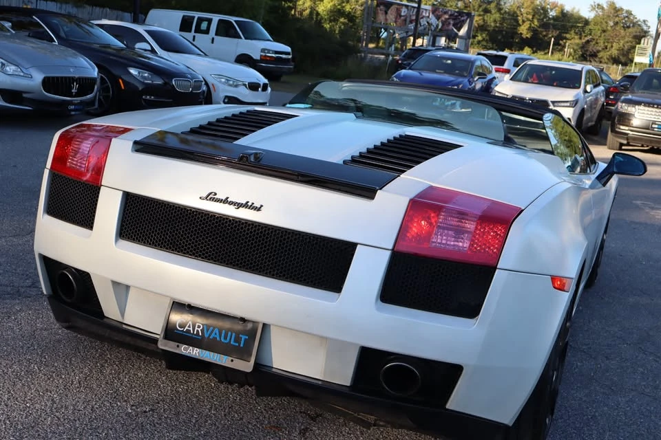 2008 Lamborghini Gallardo - Image 11 of 20