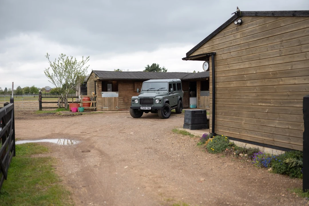 2008 Land Rover Defender 110 - Image 27 of 30