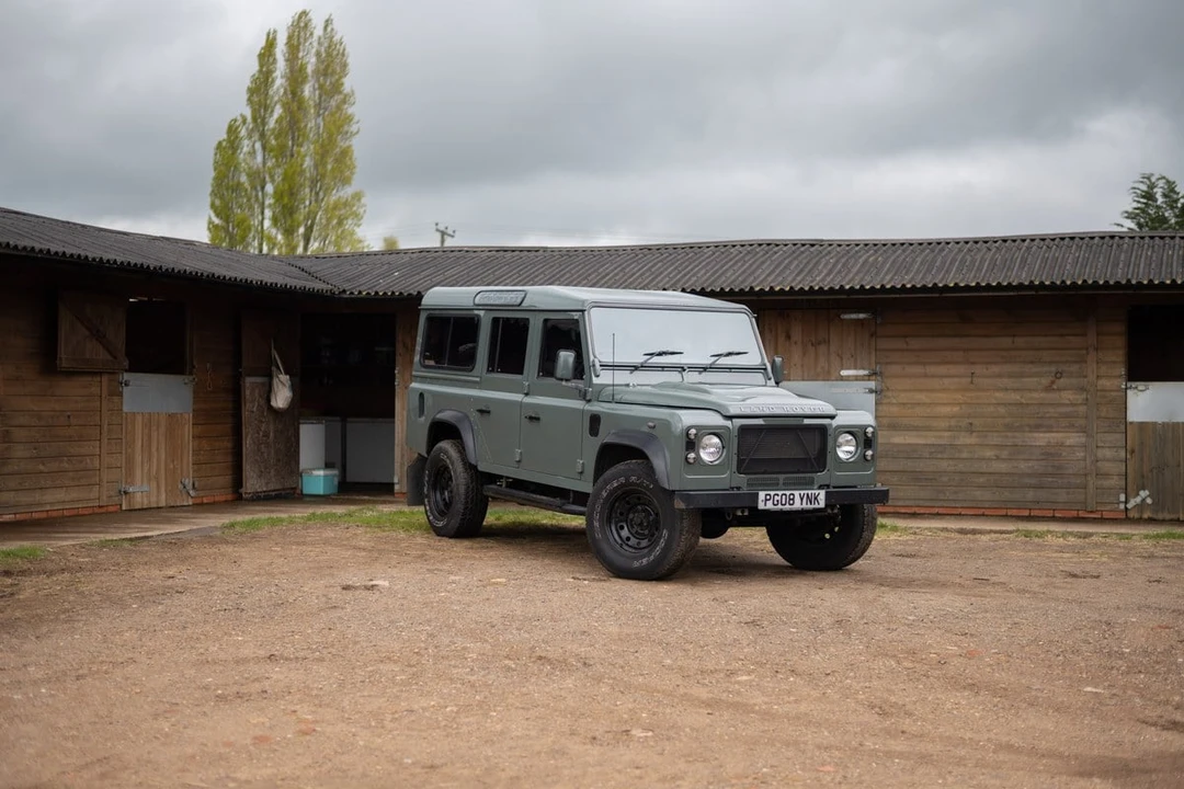 2008 Land Rover Defender 110 - Image 19 of 30
