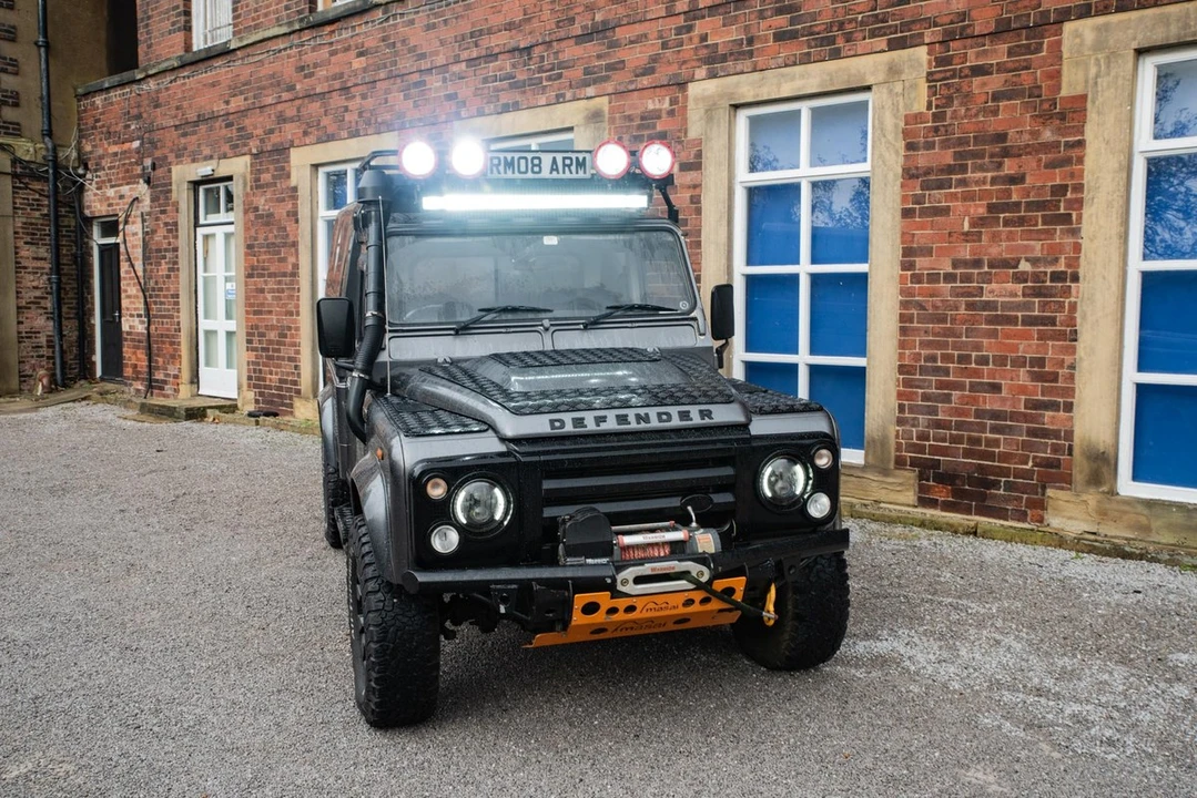 2008 Land Rover Defender 110 - Image 8 of 30