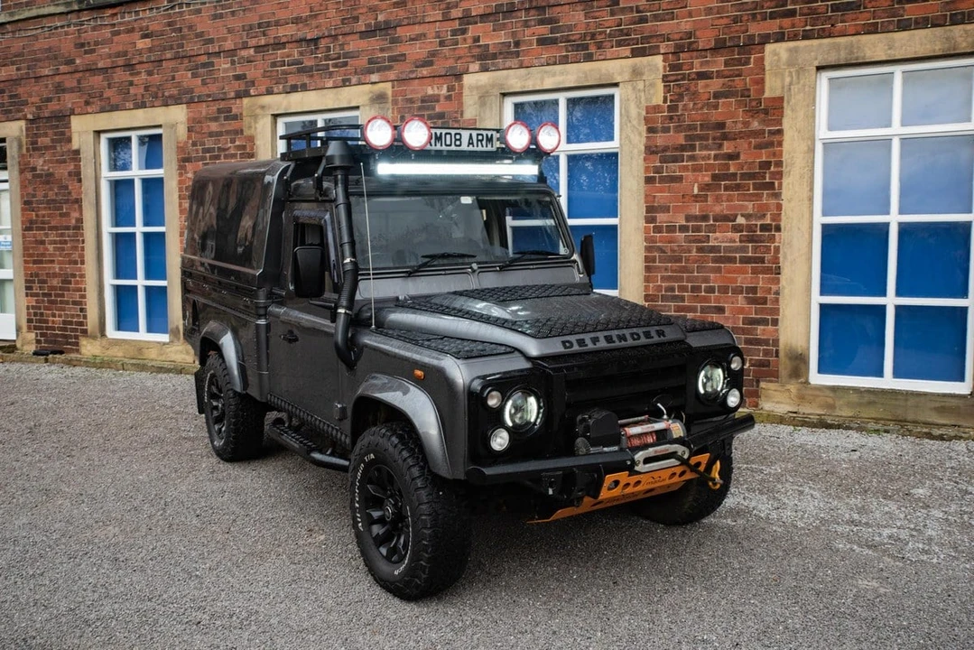 2008 Land Rover Defender 110 - Image 10 of 30