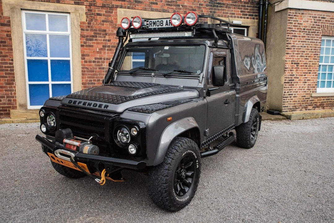 2008 Land Rover Defender 110 - Image 25 of 30