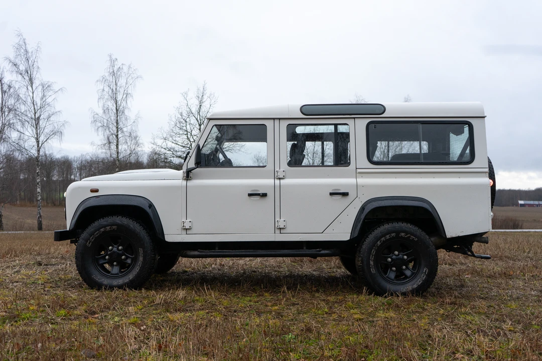 2008 Land Rover Defender 110 - Image 4 of 31