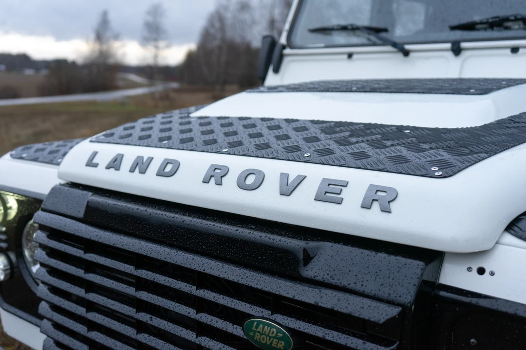 2008 Land Rover Defender 110 - Image 18 of 31