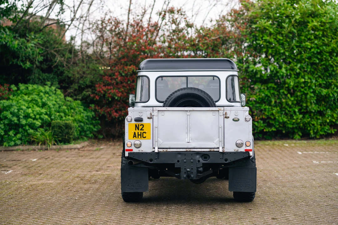 2008 Land Rover Defender 110 - Image 6 of 31