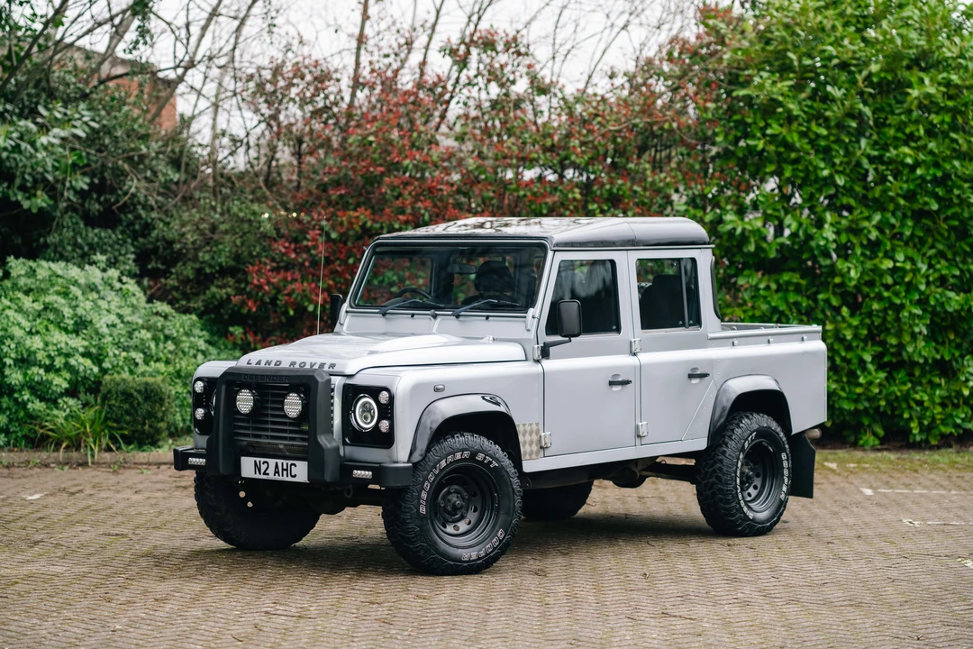 2008 Land Rover Defender 110 - Image 3 of 31