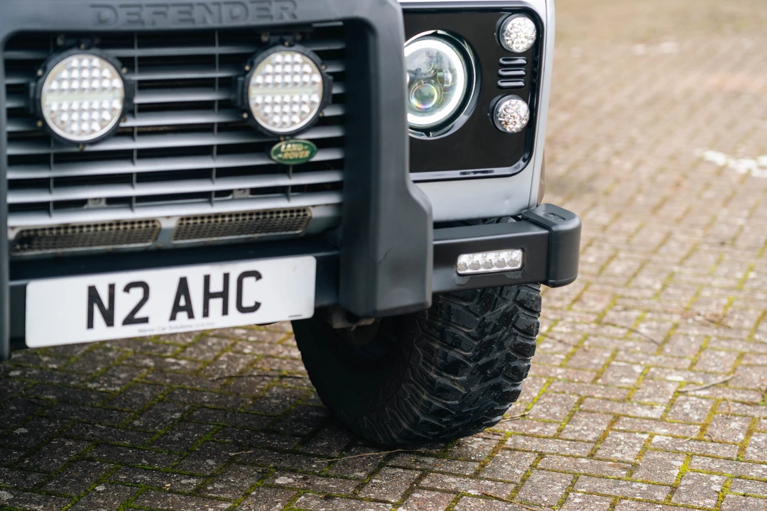 2008 Land Rover Defender 110 - Image 13 of 31