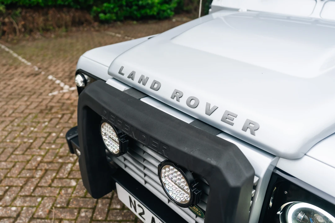 2008 Land Rover Defender 110 - Image 19 of 31