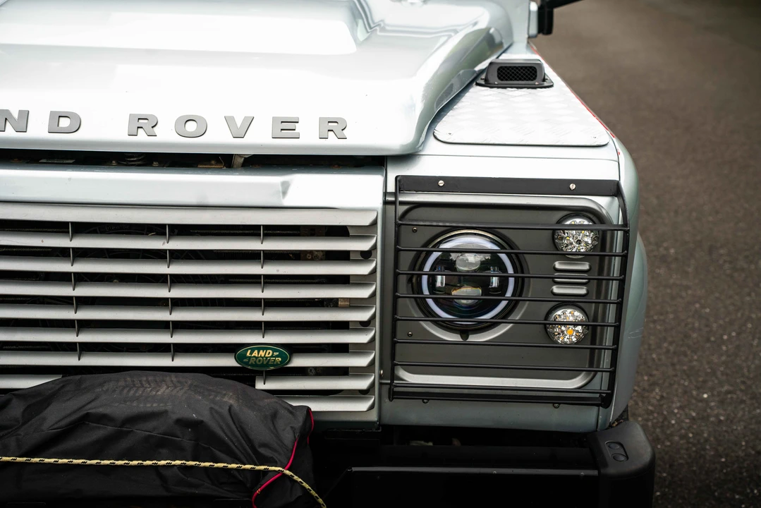 2008 Land Rover Defender 110 - Image 23 of 31