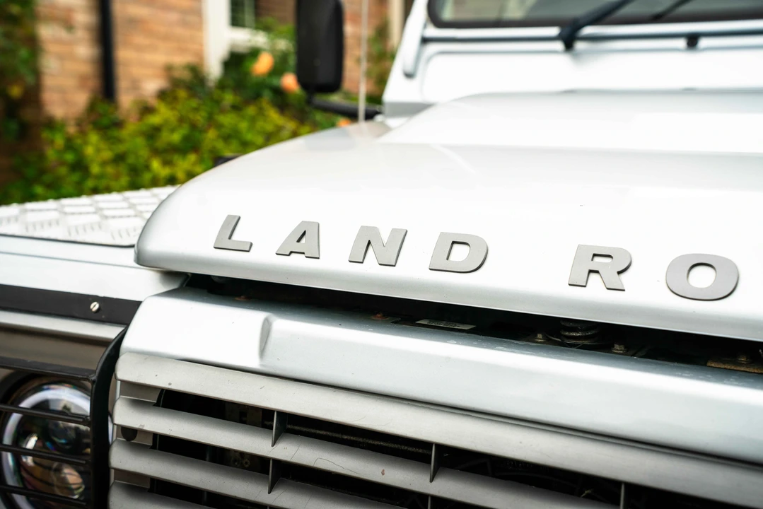 2008 Land Rover Defender 110 - Image 25 of 31