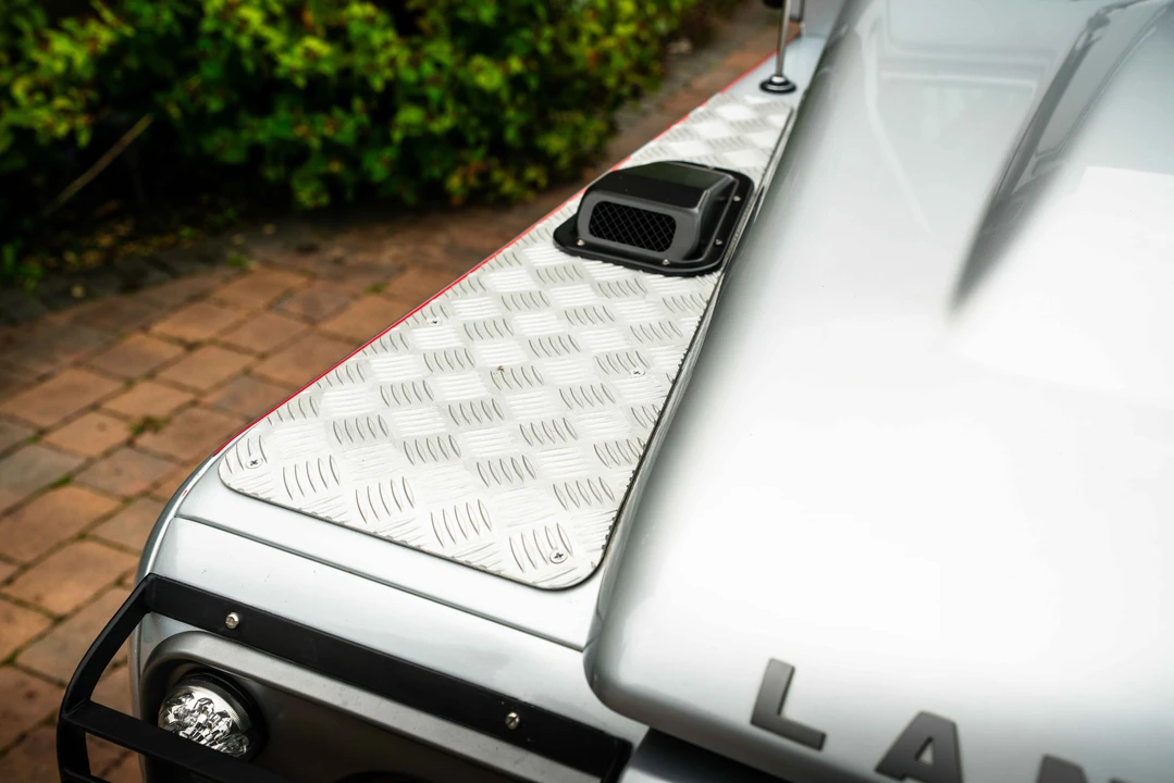 2008 Land Rover Defender 110 - Image 27 of 31