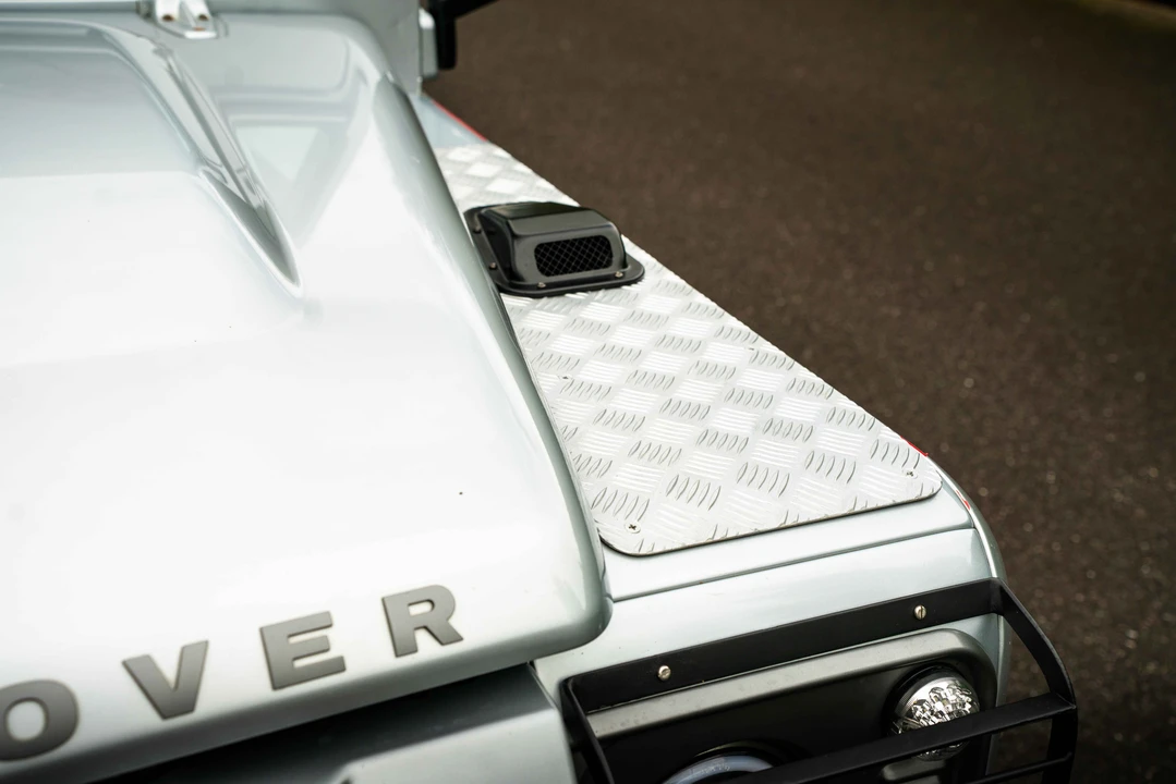 2008 Land Rover Defender 110 - Image 28 of 31