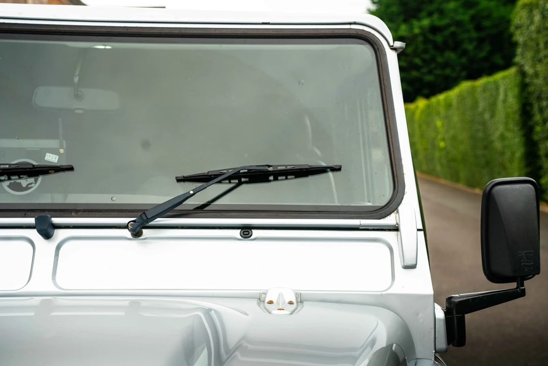 2008 Land Rover Defender 110 - Image 30 of 31