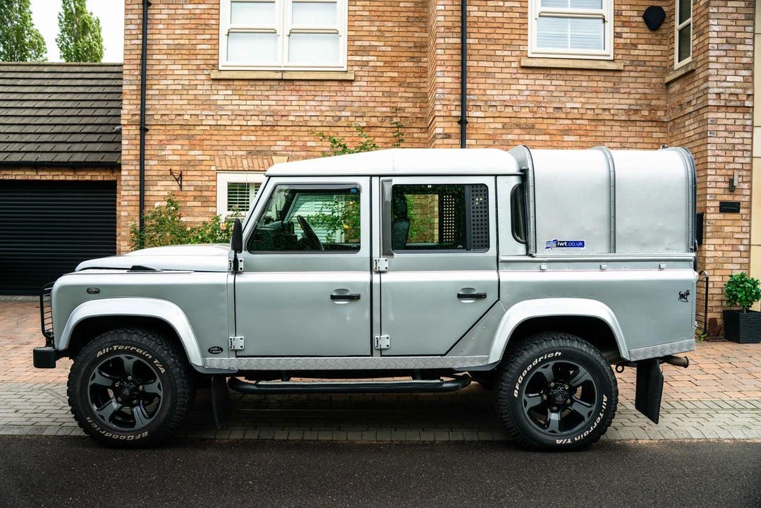 2008 Land Rover Defender 110 - Image 4 of 31