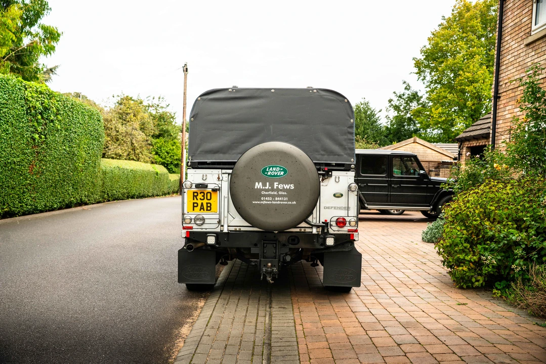 2008 Land Rover Defender 110 - Image 19 of 31