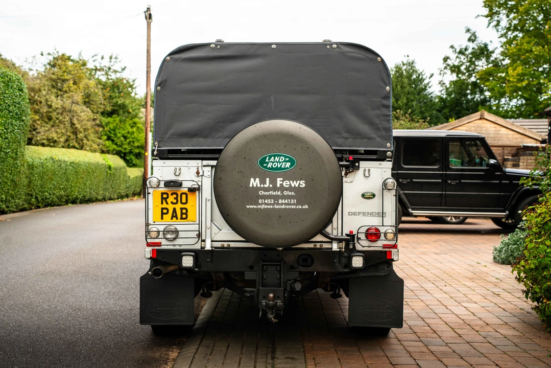 2008 Land Rover Defender 110 - Image 6 of 31