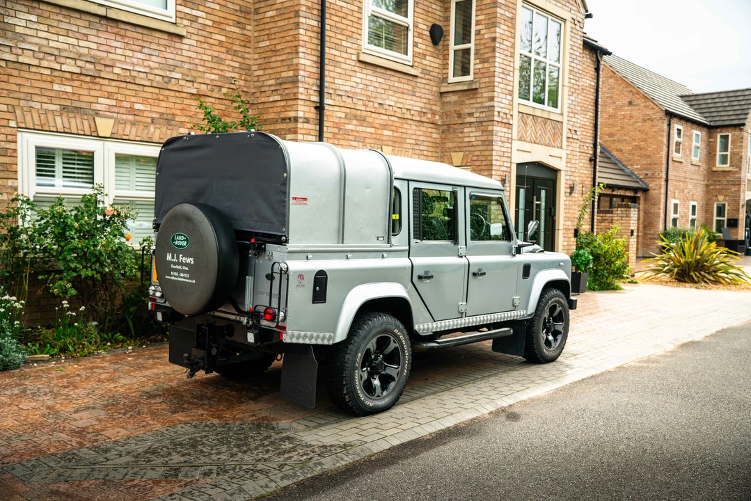 2008 Land Rover Defender 110 - Image 14 of 31
