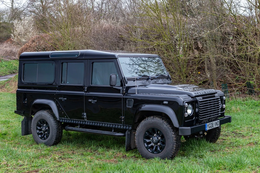 2008 Land Rover Defender 110 - Image 5 of 30